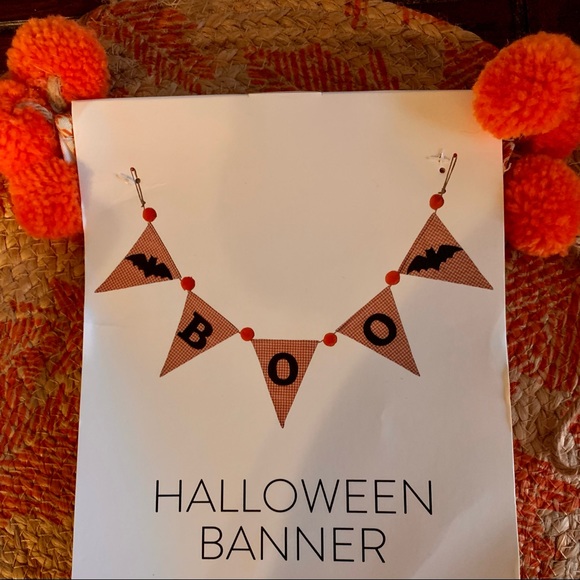 Halloween “Boo” Banner Garland - Picture 1 of 4